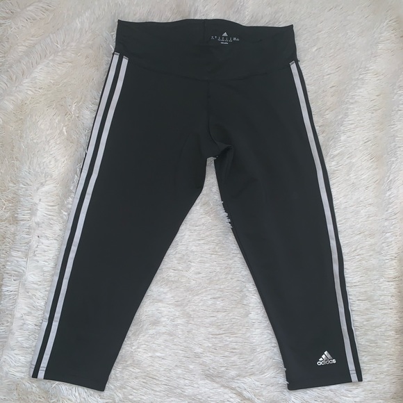 adidas Pants - Adidas cropped leggings
